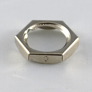 Piezo Nut